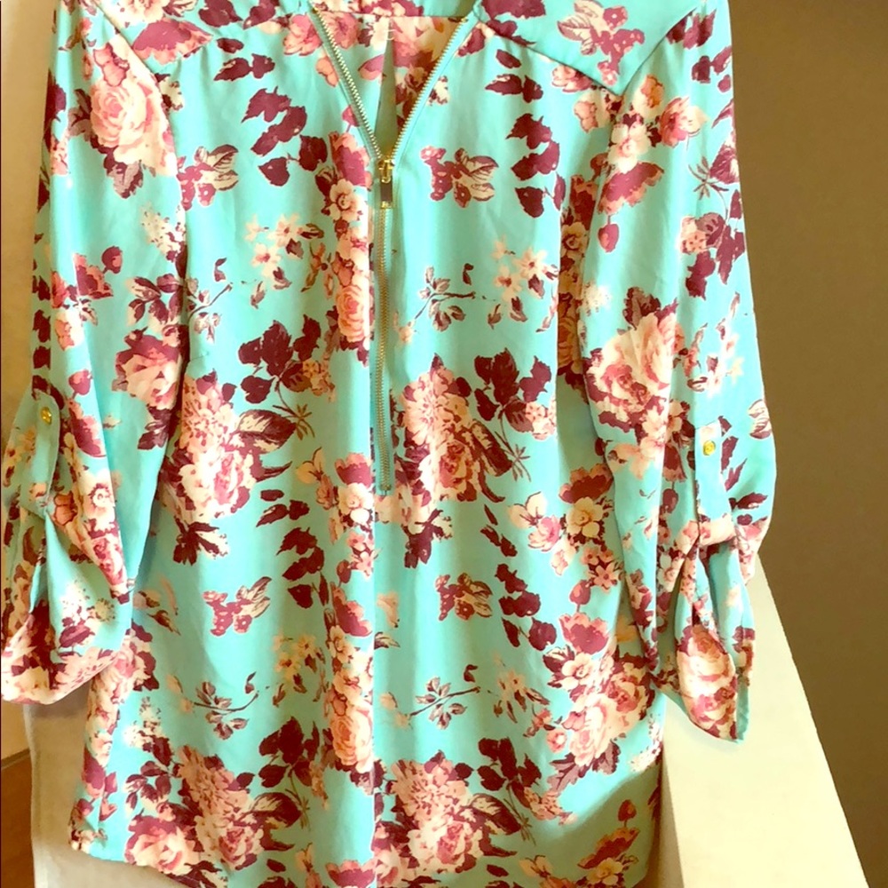 🌸 Floral 🌸Top